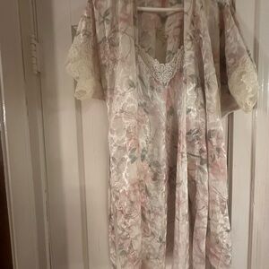 2 piece nightgown set - Size S